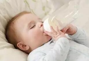 宝宝喝水这件事看似小，其实也有很多学问！