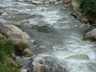 购买净水器时应看水质来多重反复精挑细选净水器