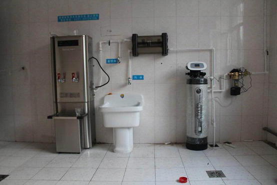 如何区分家庭用净水器和纯水机？