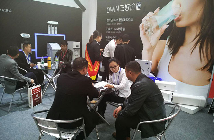 如何选择家用净水器